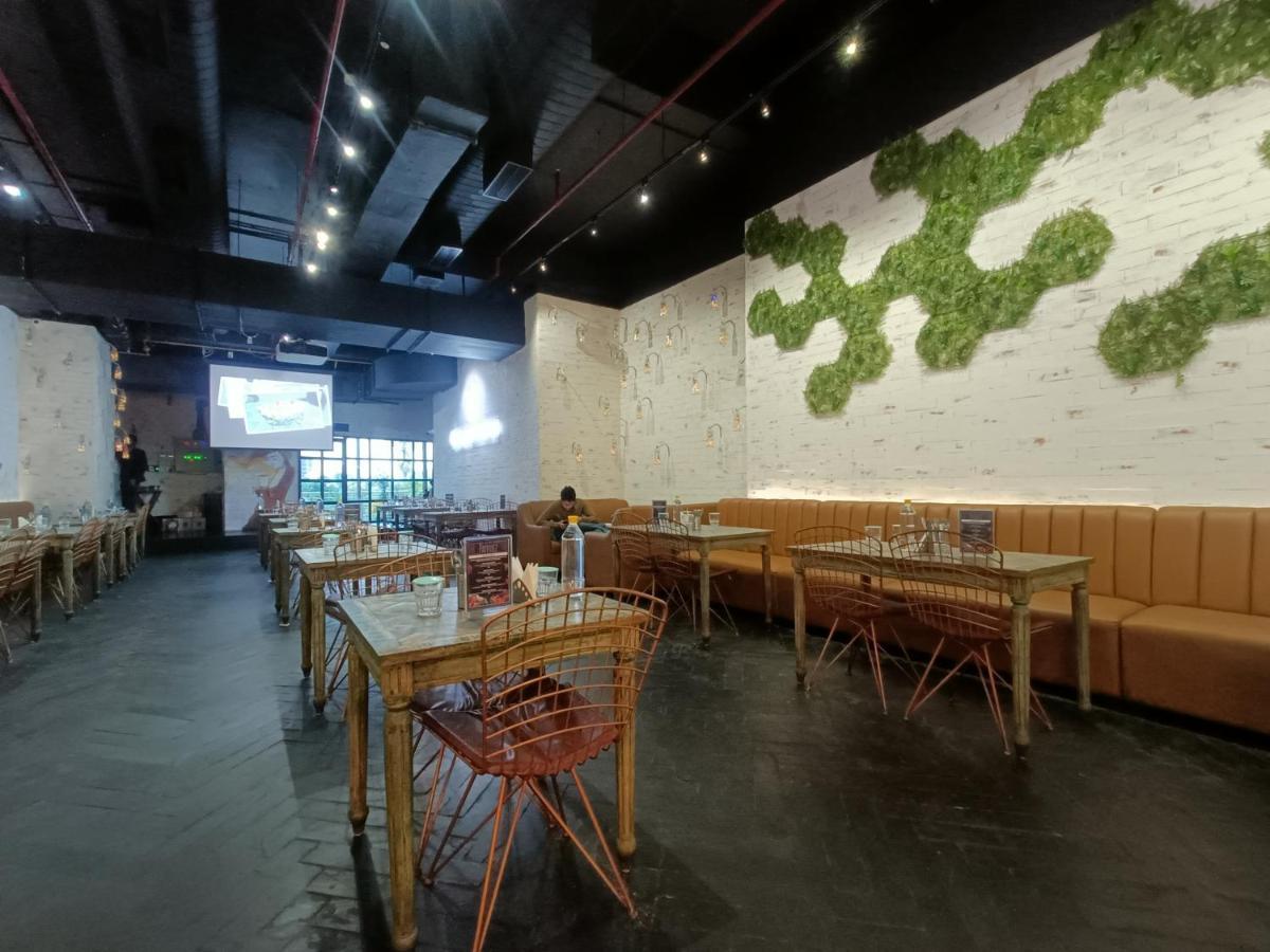 Boulevard By Design Hotel Chennai Exterior photo